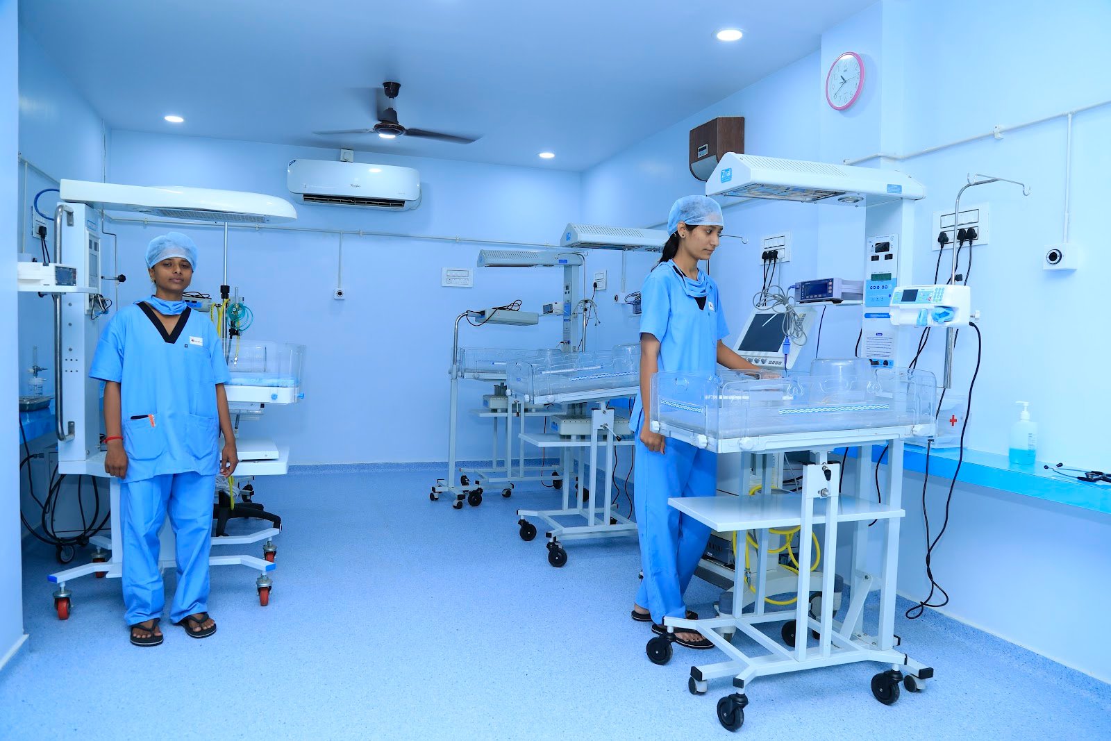 Intensive Care Unit (ICU & NICU)